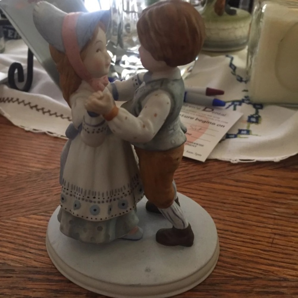 Collectible Home Decorations